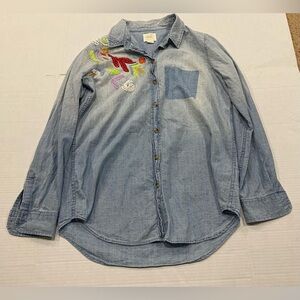 Maeve ANTHROPOLOGIE Womens Top XS Blue Denim Button Up Shirt Embroidered Sequin